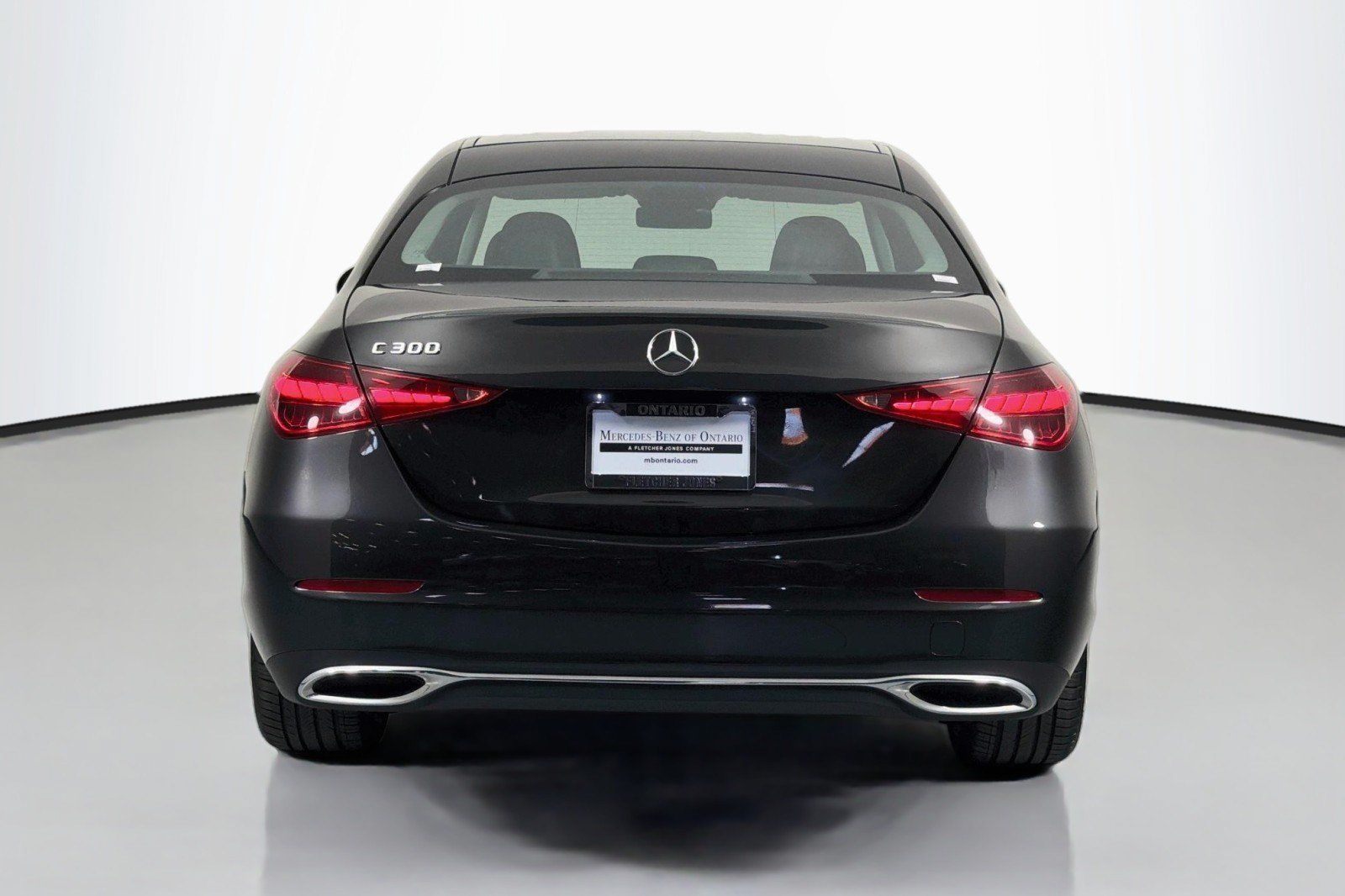 Used 2022 Mercedes-Benz C 300 Sedan image 4
