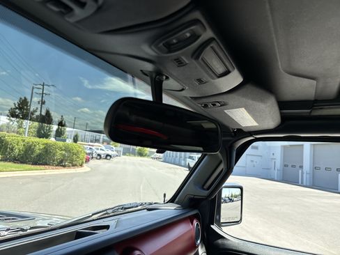 Used 2021 Jeep Wrangler Unlimited Rubicon AWD/4WD image 26