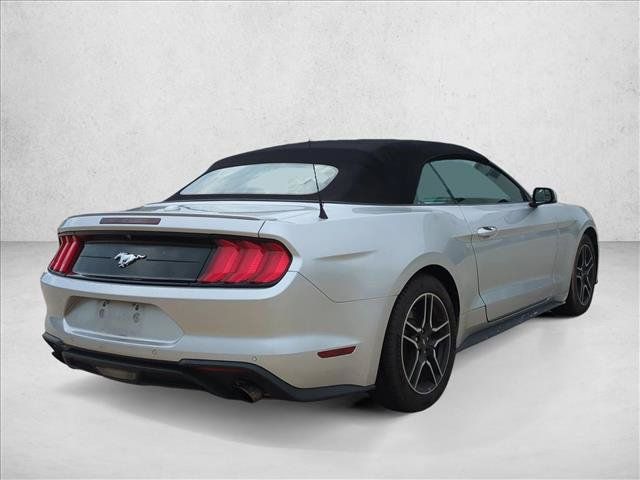 Used 2018 Ford Mustang Premium RWD image 5
