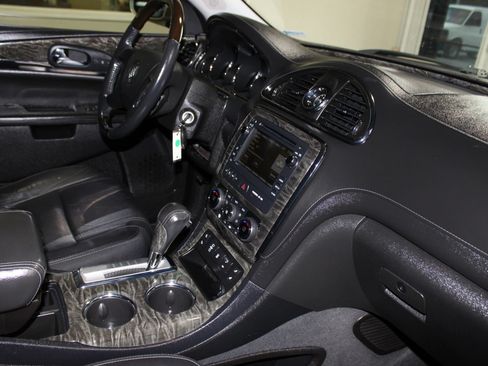 Used 2013 Buick Enclave Leather FWD image 30