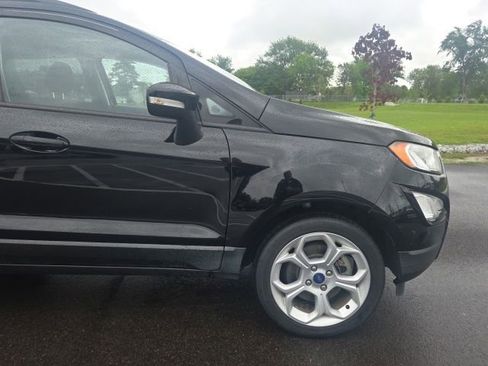 Used 2021 Ford EcoSport SE w/ SE Convenience Package FWD image 4