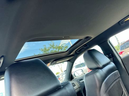 Used 2020 Dodge Charger SXT w/ Leather Interior Group image 24