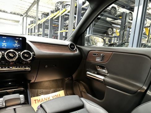 Certified 2023 Mercedes-Benz GLA 250 4MATIC image 29