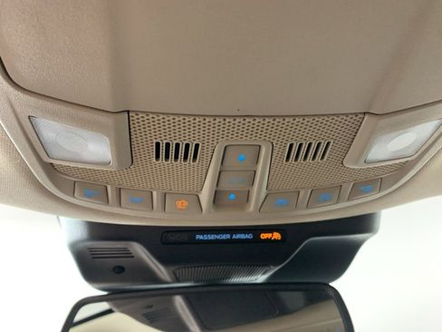 Used 2023 Ford Expedition Limited image 25