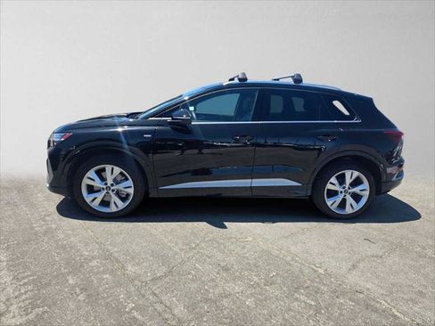 Used 2023 Audi Q4 e-tron Prestige AWD/4WD image 6