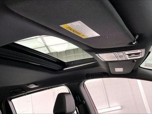 Certified 2025 Honda Odyssey Sport-L image 13