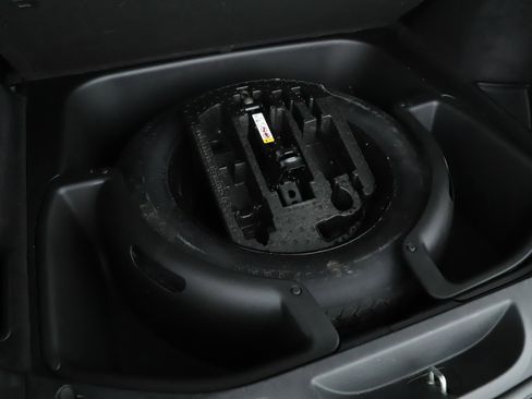 Used 2019 Jeep Grand Cherokee Altitude image 19