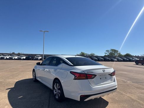 Certified 2025 Nissan Altima 2.5 S image 18