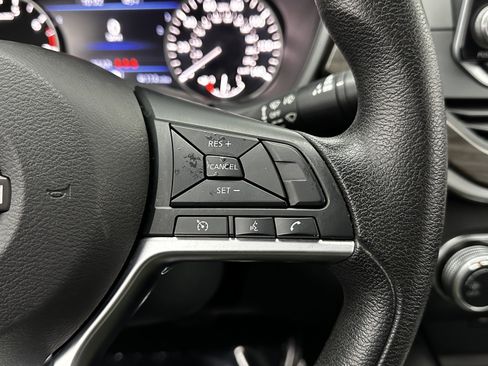 Used 2023 Nissan Altima 2.5 SV image 19