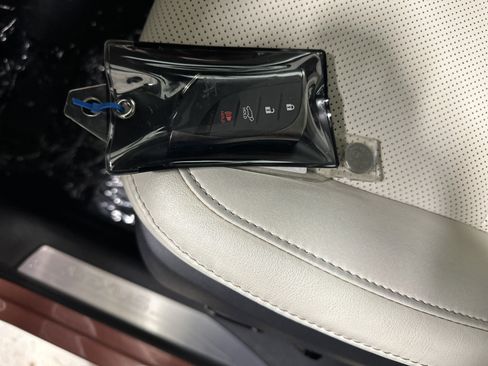 Used 2024 Lexus RX 350 Premium w/ Convenience Package image 36