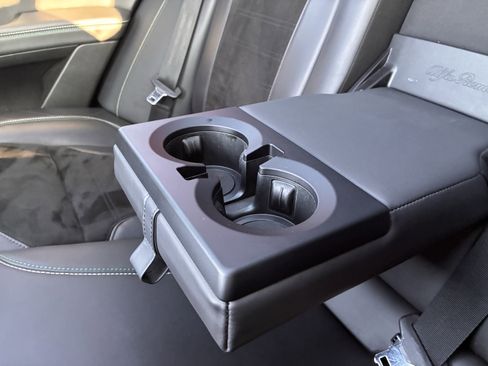 Used 2019 Alfa Romeo Stelvio Quadrifoglio w/ Convenience Package image 32