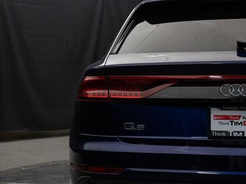 Used 2021 Audi Q8 Premium Plus image 12
