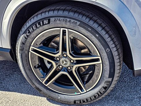 New 2026 Mercedes-Benz GLE 450 4MATIC image 9