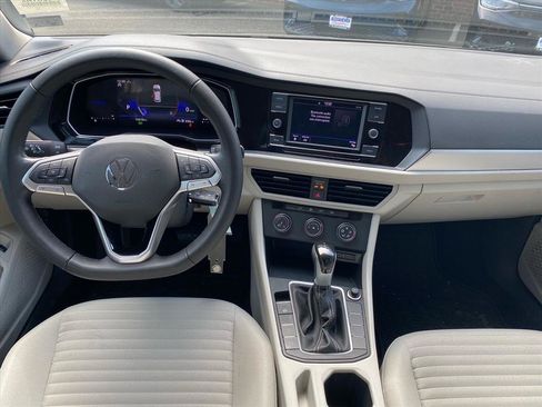 Certified 2024 Volkswagen Jetta S image 12