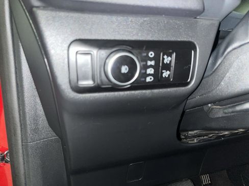 Used 2025 Ford Escape ST-Line Select AWD/4WD image 15