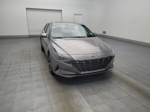 Used 2021 Hyundai Elantra SEL w/ Convenience + Premium Package FWD image 13