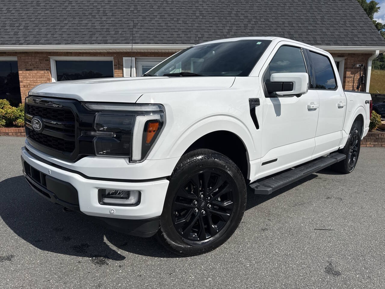 Used 2024 Ford F150 Lariat w/ Equipment Group 502A High AWD/4WD image 64