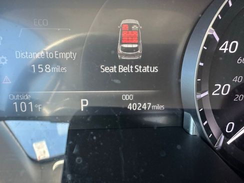 Used 2023 Toyota Highlander L image 11