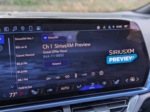 Used 2024 Chevrolet Equinox EV LT image 30