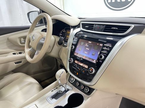 Used 2017 Nissan Murano Platinum w/ Platinum Technology Package FWD image 19