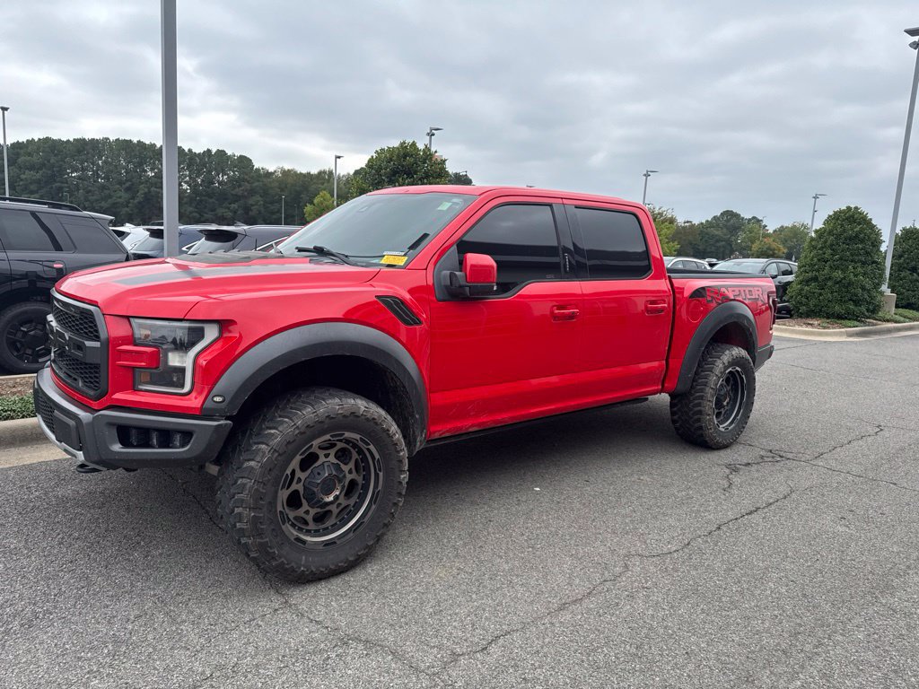 Used 2018 Ford F150 Raptor w/ Equipment Group 802A Luxury AWD/4WD image 3