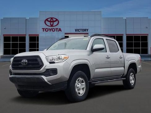 Used 2023 Toyota Tacoma SR AWD/4WD image 1