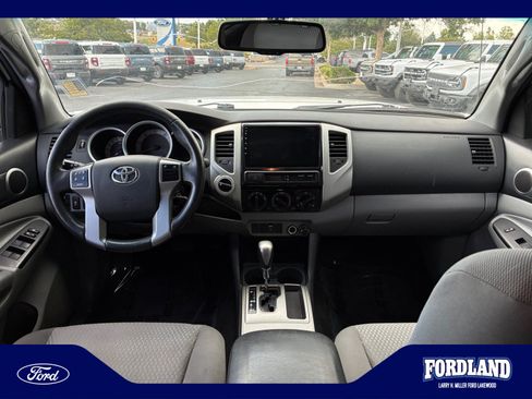 Used 2013 Toyota Tacoma 4x4 Double Cab w/ SR5 Pkg image 20