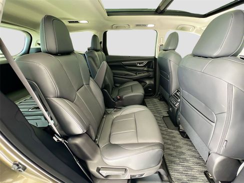 New 2026 Subaru Ascent Limited image 28
