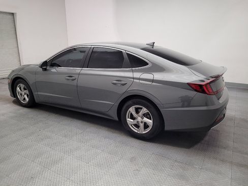 Used 2021 Hyundai Sonata SE FWD image 3