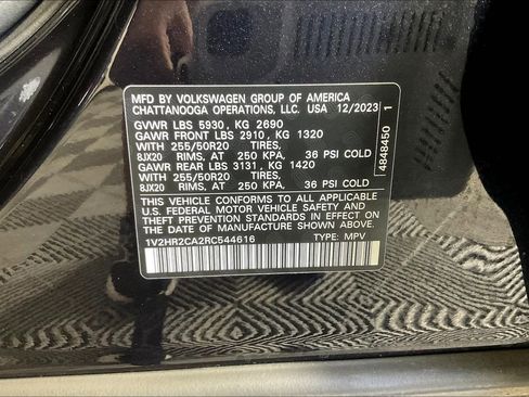 Used 2024 Volkswagen Atlas SE image 44