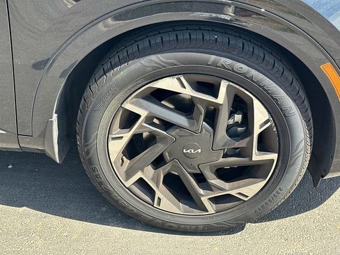 Used 2023 Kia Sportage SX image 12