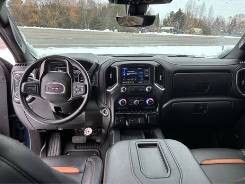 Used 2021 GMC Sierra 2500 AT4 w/ AT4 Premium Plus Package image 23