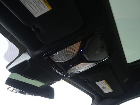 Certified 2024 BMW X7 xDrive40i w/ M Sport Package image 25