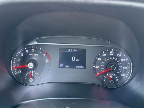 Used 2020 Kia Soul GT-Line FWD image 23