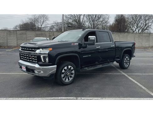 Used 2022 Chevrolet Silverado 2500 LTZ w/ LTZ Premium Package image 4