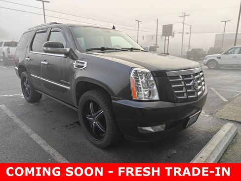 Used 2012 Cadillac Escalade 4WD Hybrid image 1