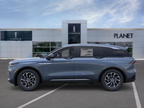 New 2026 Lincoln Nautilus Premier AWD/4WD image 3