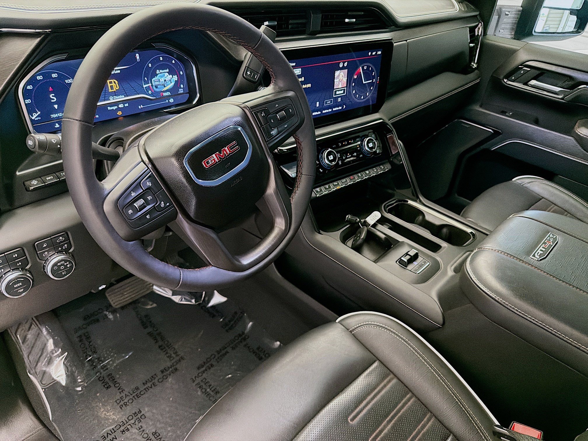 Used 2024 GMC Sierra 2500 AT4X AWD/4WD image 7