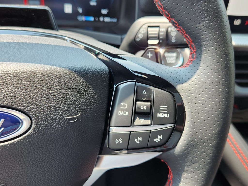 Used 2025 Ford Explorer ST AWD/4WD image 22