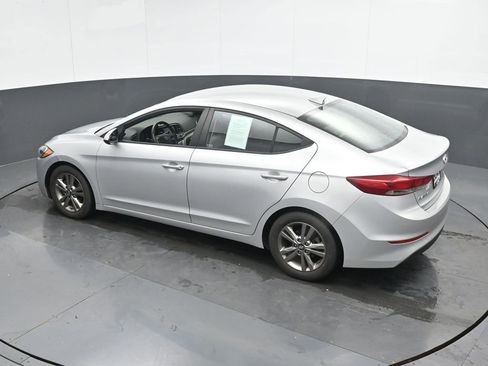 Used 2018 Hyundai Elantra SEL image 43