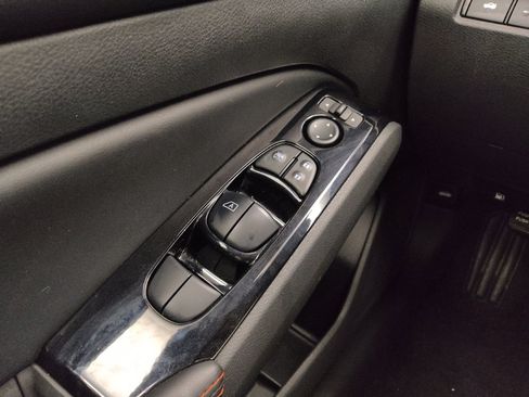 Used 2024 Nissan Altima 2.5 SR FWD image 27