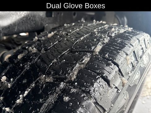 Certified 2024 RAM 2500 Big Horn w/ Off Road Package image 39