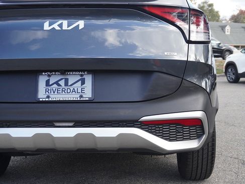 Used 2023 Kia Sportage LX image 15