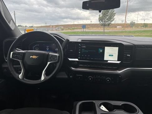 Certified 2025 Chevrolet Silverado 2500 LT AWD/4WD image 12