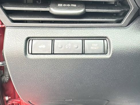 Certified 2022 Nissan Altima 2.5 SV image 15