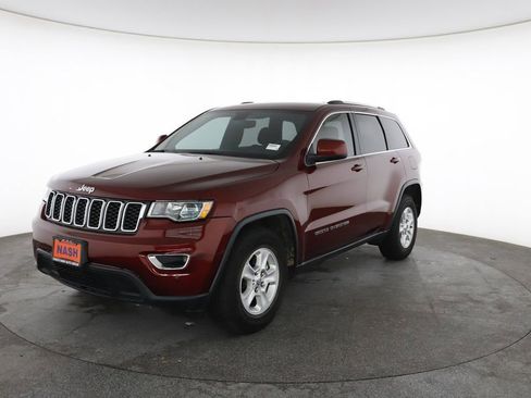 Used 2017 Jeep Grand Cherokee Laredo w/ Quick Order Package 2BE RWD image 5