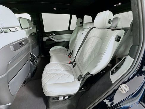 New 2026 BMW X7 xDrive40i AWD/4WD image 17