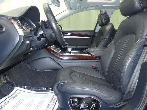 Used 2013 Audi A8 3.0T AWD/4WD image 18