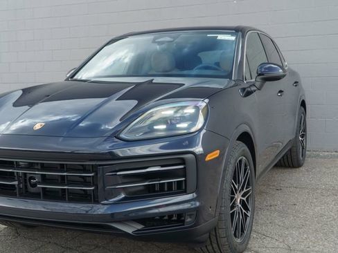 New 2026 Porsche Cayenne image 11