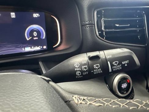 New 2026 Jeep Grand Wagoneer L 4WD w/ Premium Group I image 37